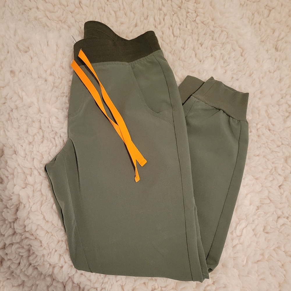 Moss zamora jogger